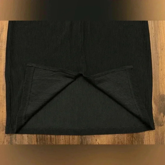 Walter Baker Dress Size Large Black Twist Front Ribbed Knit Bodycon Midi NWOT - Picture 10 of 15